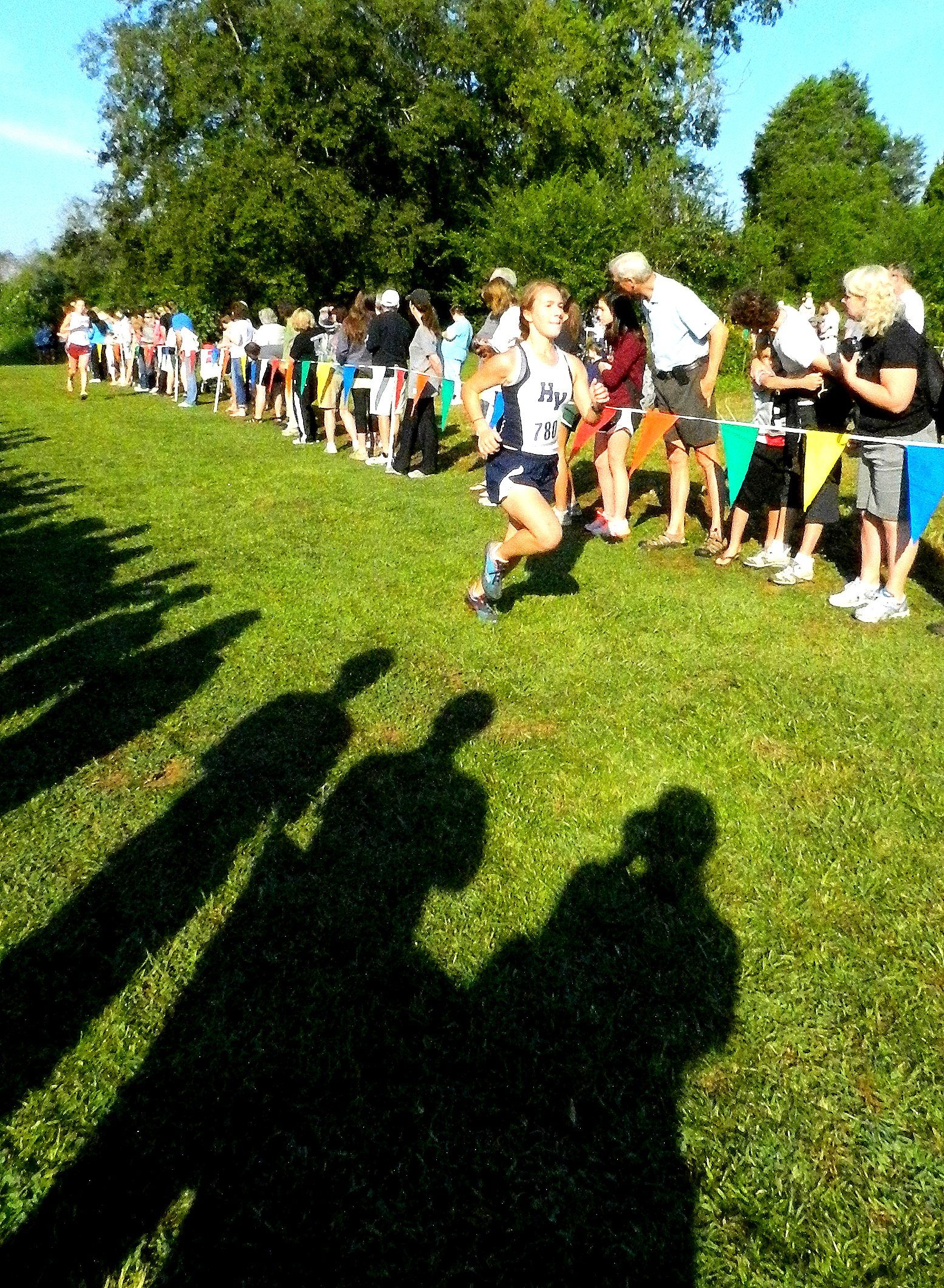 Runner with fans